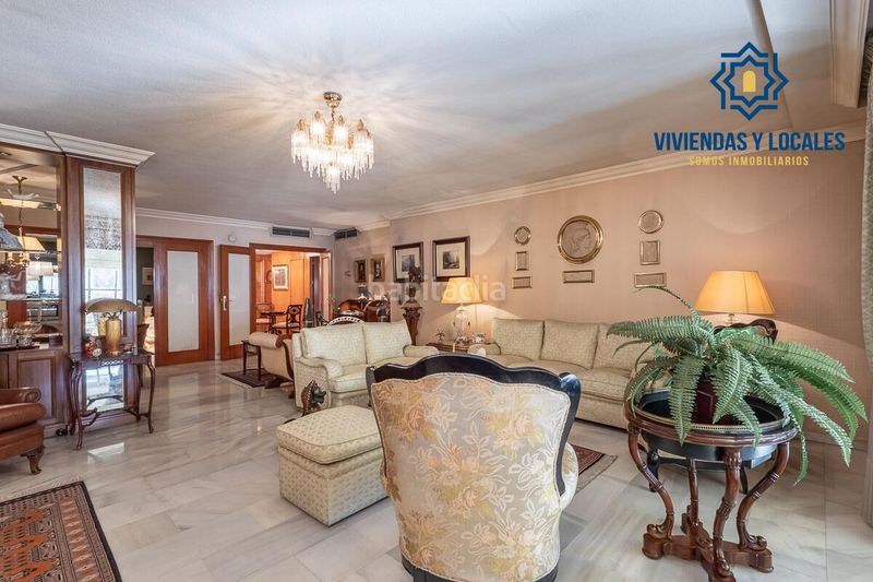 Foto 280164c4-58b2-4a66-98b9-c6db92999dee. Piso exclusivo piso con jardín privativo en una de las mejores urbanizaciones en Granada