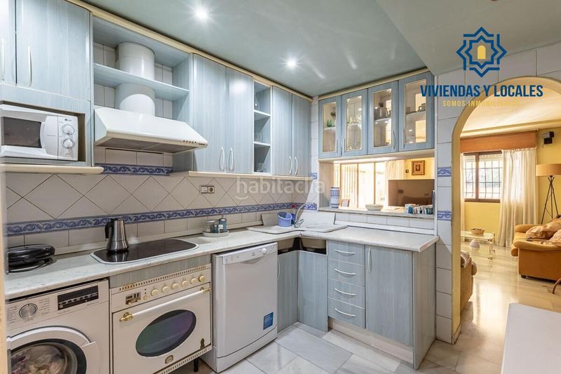 Foto 46248713-df75-4c14-bd5b-34ba98256574. Piso exclusivo piso con jardín privativo en una de las mejores urbanizaciones en Granada