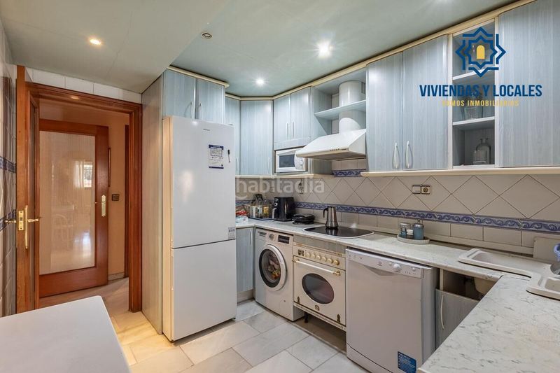 Foto 8380a06a-4462-4d12-988c-b1748a8bc1e7. Piso exclusivo piso con jardín privativo en una de las mejores urbanizaciones en Granada