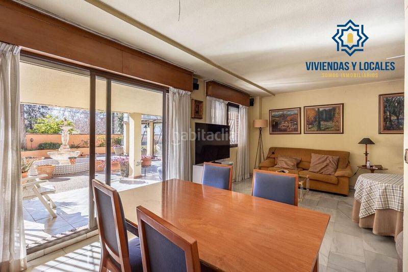 Foto 876ec7a9-fccb-46ab-9779-387d9af7e6ea. Piso exclusivo piso con jardín privativo en una de las mejores urbanizaciones en Granada