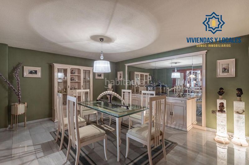Foto 93b3f9e1-abad-4b7c-98aa-72422d3af6a1. Piso exclusivo piso con jardín privativo en una de las mejores urbanizaciones en Granada