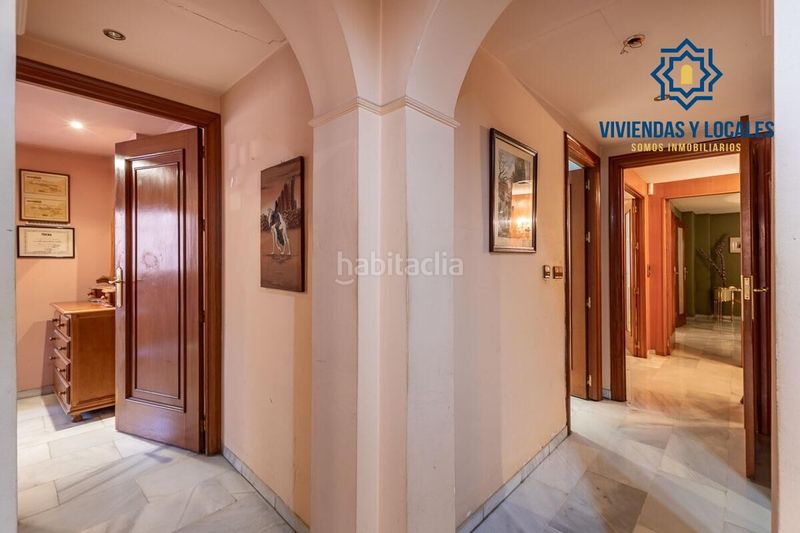 Foto 9571958d-d772-4dac-a734-005bdc49ecb4. Piso exclusivo piso con jardín privativo en una de las mejores urbanizaciones en Granada