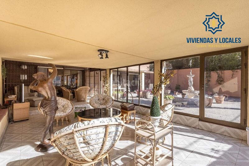 Foto b1b1878b-ba41-4c28-af03-b568f31f6664. Piso exclusivo piso con jardín privativo en una de las mejores urbanizaciones en Granada
