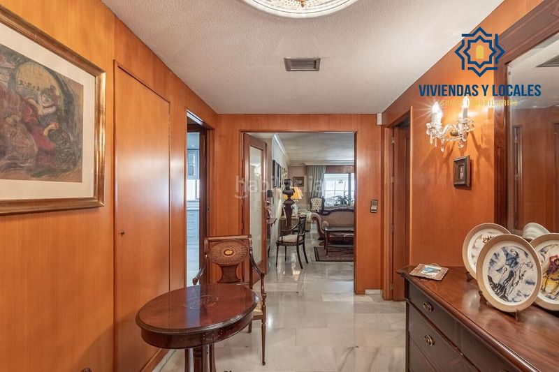 Foto b3ed2d91-9d55-402b-ad27-9cfa539c5033. Piso exclusivo piso con jardín privativo en una de las mejores urbanizaciones en Granada