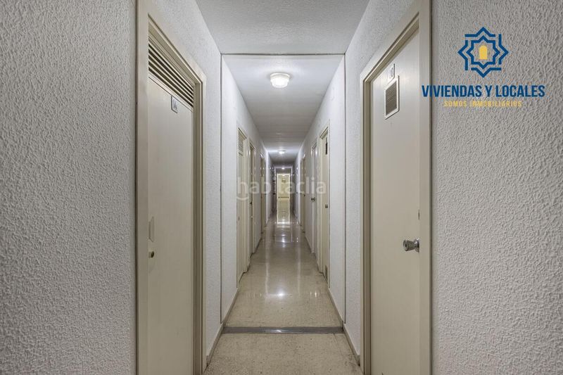 Foto c79d98b0-a3a0-4e1f-9183-5c7dd6f0966b. Piso exclusivo piso con jardín privativo en una de las mejores urbanizaciones en Granada