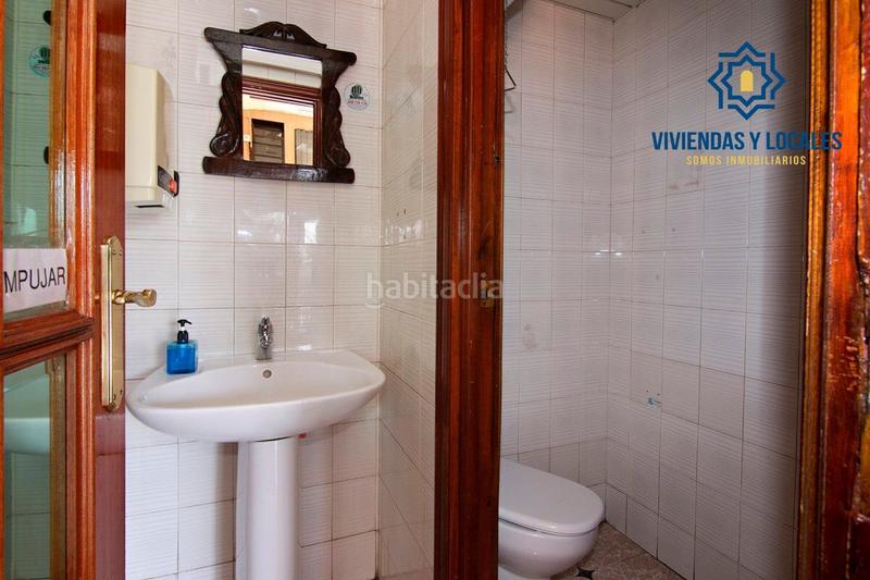 Foto 9b388dde-3ff0-4f45-a8f3-a405854a02bd. Locale commerciale in Camino de Ronda Granada