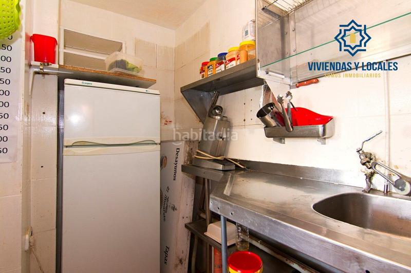 Foto b7fcbe6e-f1cf-4e4b-881f-705be44889d0. Locale commerciale in Camino de Ronda Granada