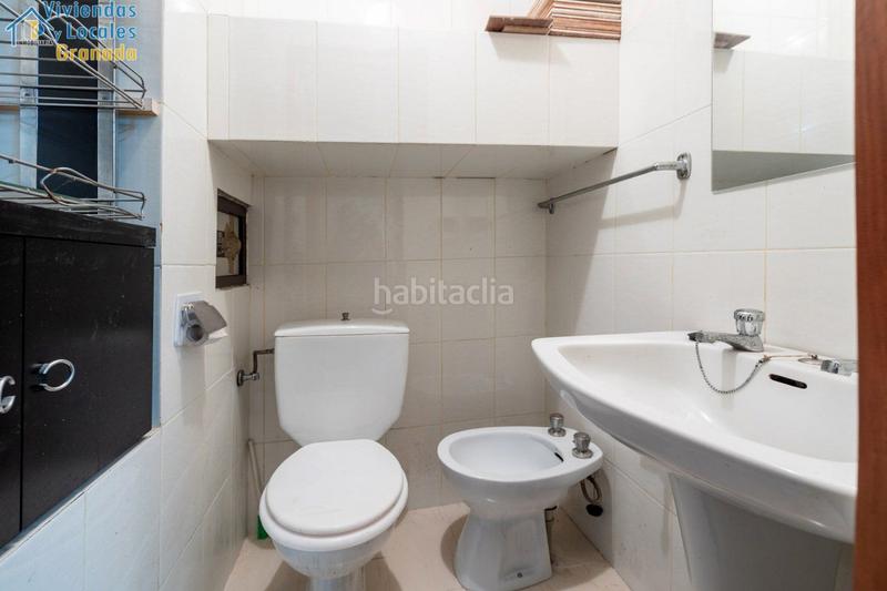 Foto e86953cb-168c-436f-b5ae-99a4d7277cd6. Alquiler local comercial  ideal para instalar tu negocio. Pajaritos, entre caleta y renfe en Granada