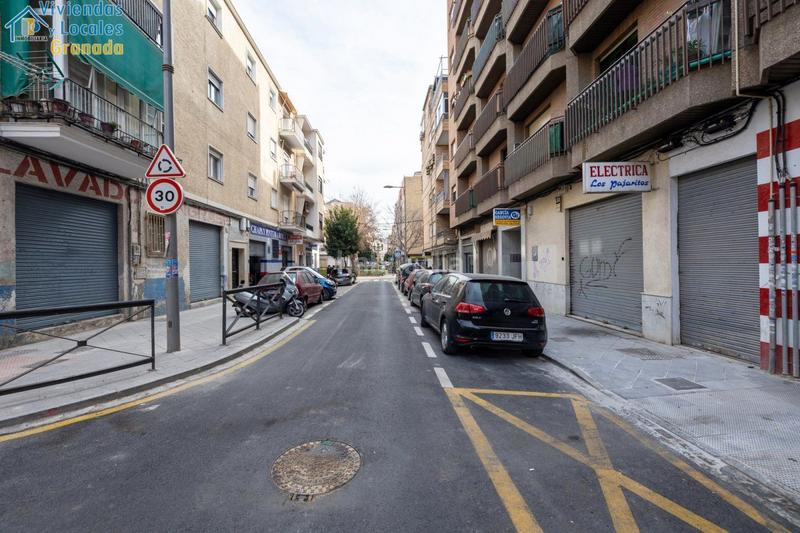 Foto 137150a2-4a5a-4418-b673-d3dd200ca21a. Location local commercial dans Pajaritos Granada