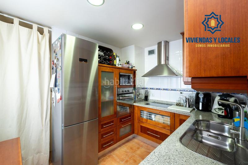 Foto b2742bff-ca08-4914-9250-5cfda4ce7526. Pis amb calefacció aparcament a Maracena