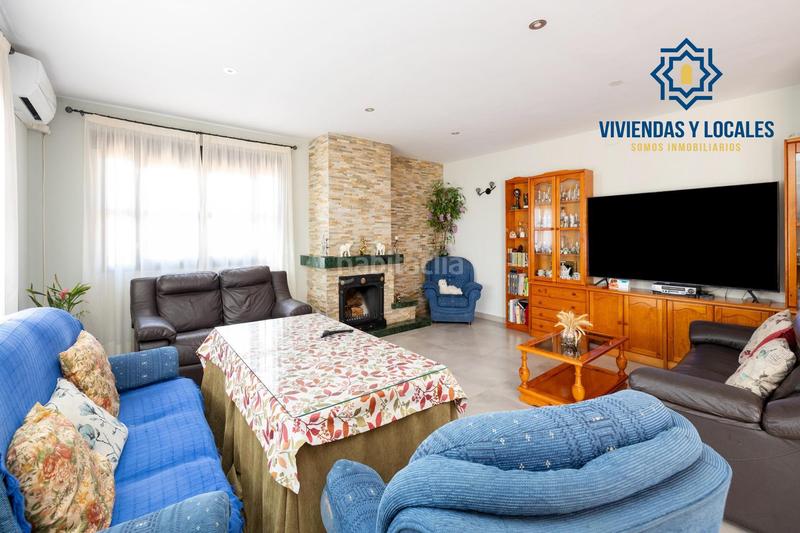 Foto 4644aceb-86b3-4ed6-972e-deda93049563. Casa espectacular casa independiente con piscina en Atarfe