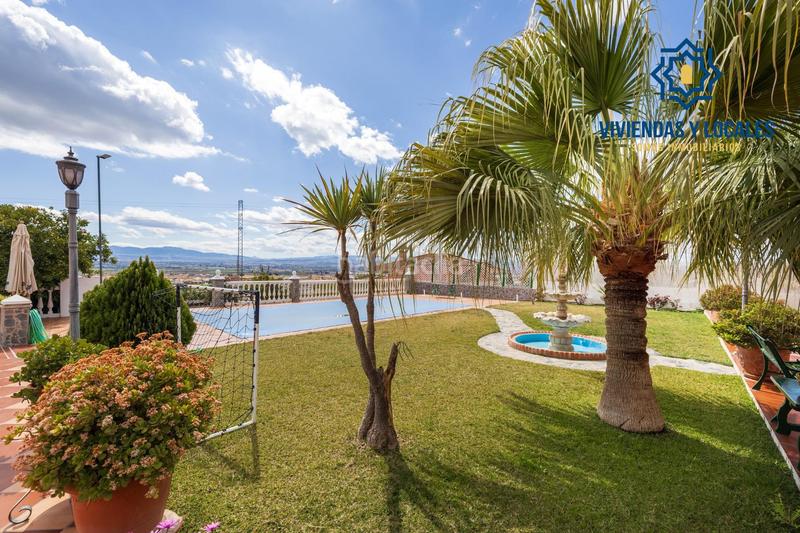 Foto 9d793b8b-e606-49d5-8d7d-7338ea2063c6. Casa espectacular casa independiente con piscina en Atarfe