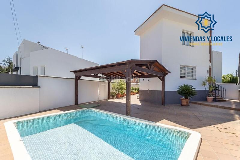 Foto 42936a36-d779-4eeb-baec-5c85bf89af53. Maison jumelée avec chauffage parking piscine dans Crta. De la Sierra Granada