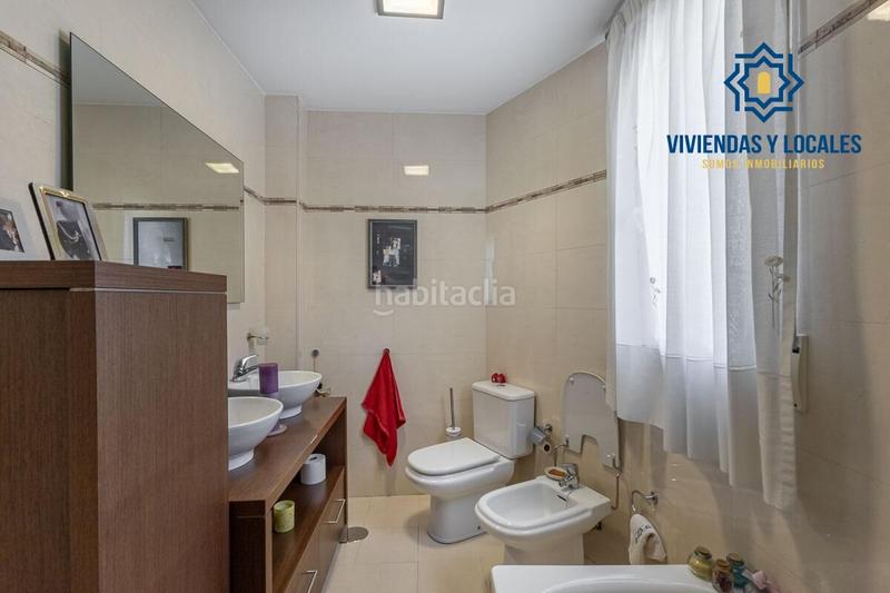 Foto 42b7ac78-cde5-4269-9e91-93e740f4a029. Maison jumelée avec chauffage parking piscine dans Crta. De la Sierra Granada