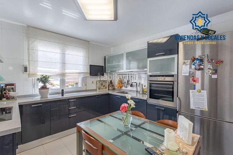 Foto 96ca9107-e4e3-4d65-9d36-38bf9cf1dd98. Maison jumelée avec chauffage parking piscine dans Crta. De la Sierra Granada