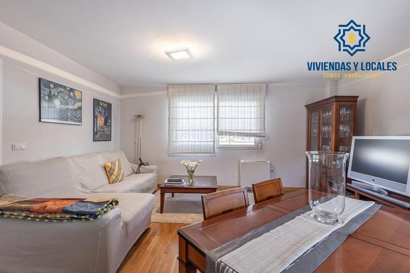 Foto d5ffd2fa-26f0-45aa-a5c4-d96f0f3ce3e6. Maison jumelée avec chauffage parking piscine dans Crta. De la Sierra Granada