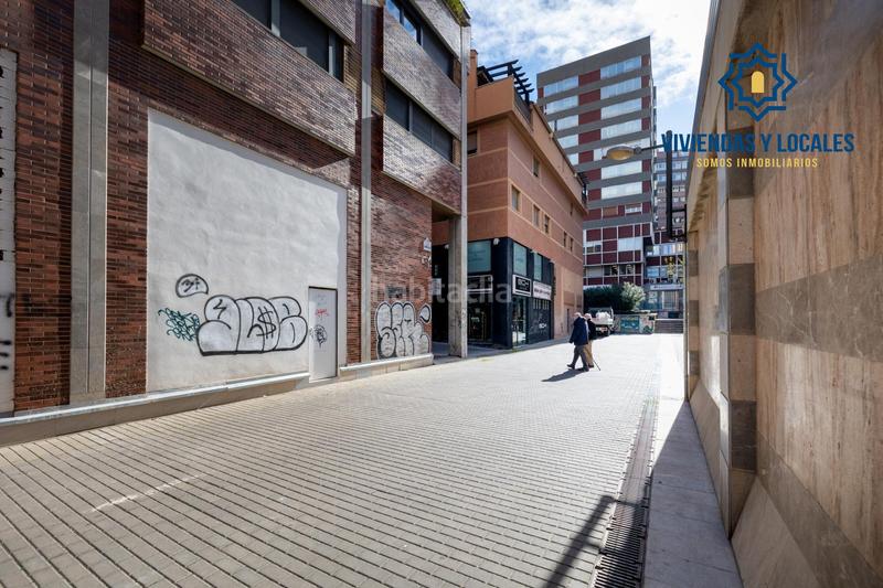 Foto c26cd231-60e4-4bf3-b76f-26e8ac877364. Locale commerciale in Plaza de Toros Granada