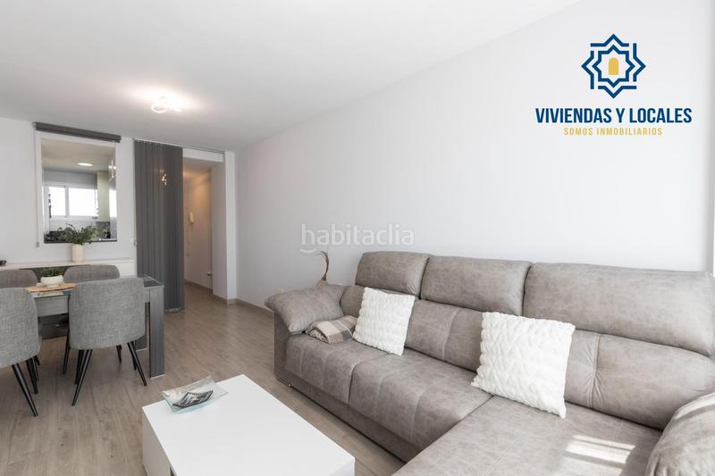 Foto 10a9ad8c-ce57-4e8f-ad4f-ca3dafad2ac1. Piso en calle de circunvalación 3 piso de 2 dormitorios con garaje y trastero en la mejor zona . en Alhendín