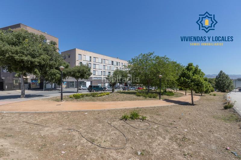 Foto 24ee4da1-b487-4e2c-a698-15a0338f5d6a. Piso en calle de circunvalación 3 piso de 2 dormitorios con garaje y trastero en la mejor zona . en Alhendín