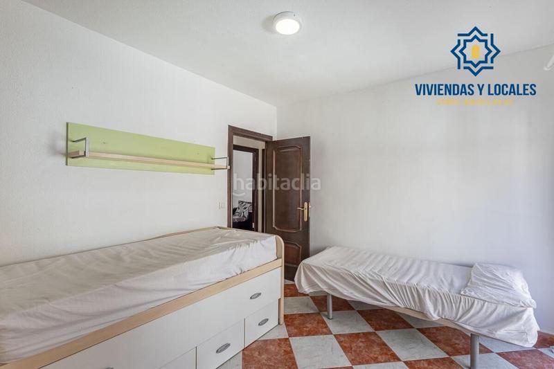 Foto 08400d20-63a3-4b5d-87d2-f33f506adf2f. Casa adosada adosado con dos viviendas independientes ideal para vivir o invertir! en Armilla