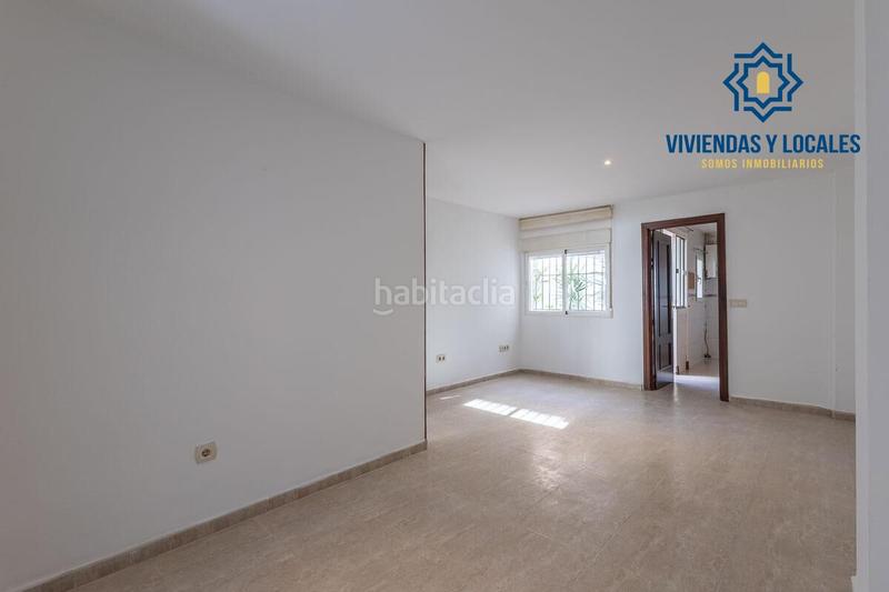 Foto 144d66f2-57a5-4b49-8678-6686d1b29f8f. Casa adosada adosado con dos viviendas independientes ideal para vivir o invertir! en Armilla
