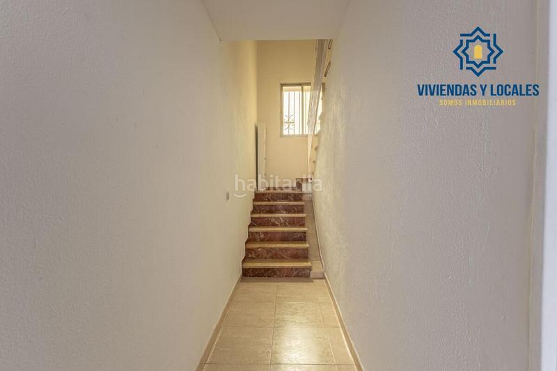Foto 6d805290-c436-4361-839c-3d82a9f7820e. Casa adosada adosado con dos viviendas independientes ideal para vivir o invertir! en Armilla