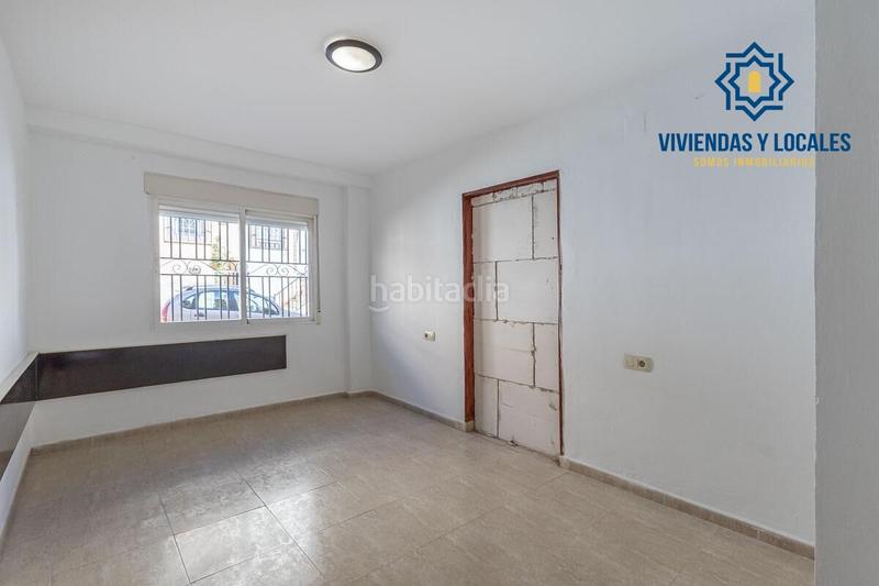 Foto a07afd7d-87bc-42c8-9de6-5acaf52026d4. Casa adosada adosado con dos viviendas independientes ideal para vivir o invertir! en Armilla