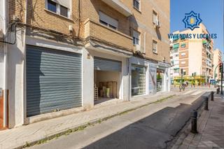 Local Comercial en Calle Monachil