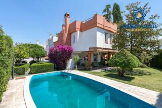Maison à Ogíjares. Fantástica casa en urbanización el carmelo