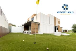 Casa adossada a Albolote. Fatastica vivienda unifamiliar en el cortijo del aire