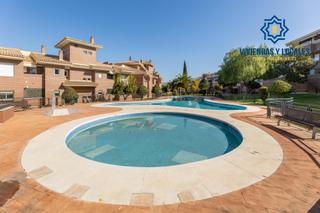 Appartement  Calle de laurel de la reina. Urbanización huerta de santa rita, la zubia