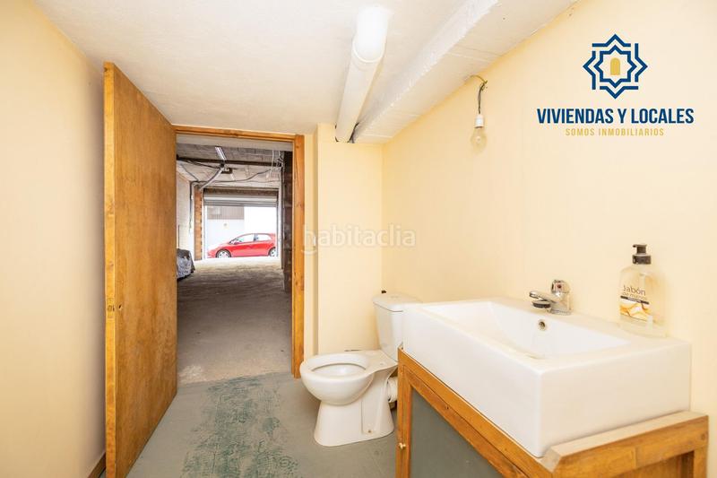 Foto b9386dd1-b9f7-425f-8a31-59a57b4a50de. Locale commerciale in Peligros