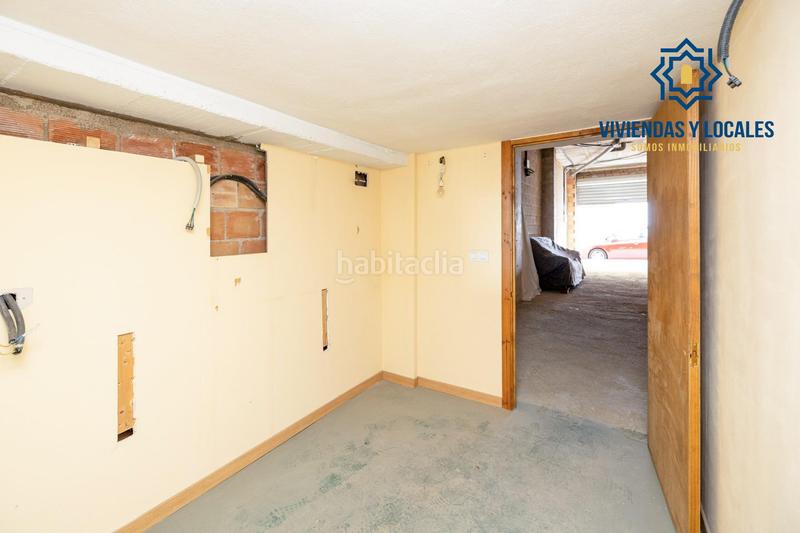 Foto cf81b31e-3f40-475d-81bc-5aa78e712793. Locale commerciale in Peligros