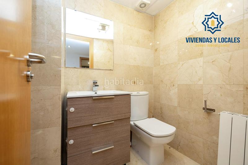 Foto e2bf731d-47fd-43bf-bd99-ef045b8c41c9. Casa pareada espectacular unifamiliar en el serrallo en Granada
