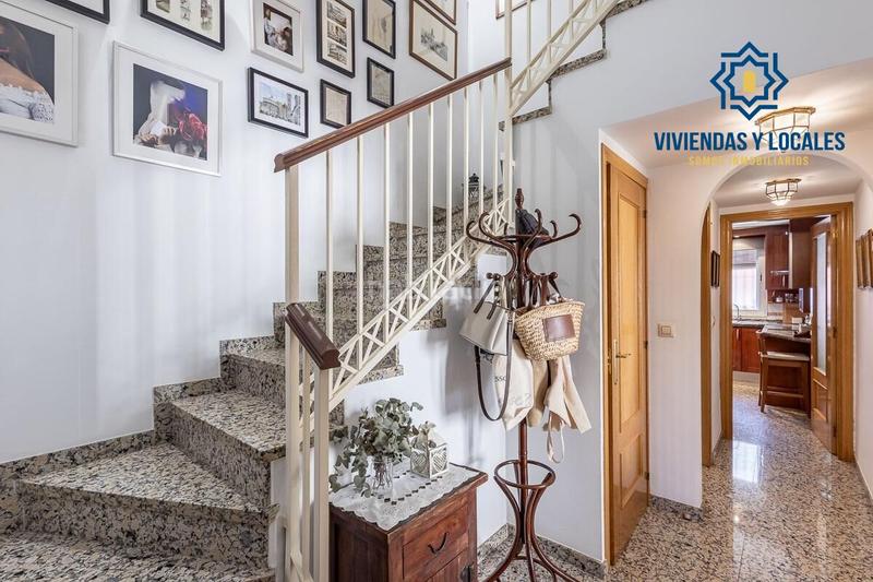 Foto 886ea579-d16e-4e1b-a57a-c2e5a6d0277f. Casa adosada preciosa casa en la zubia en La Zubia Ciudad Zubia (La)