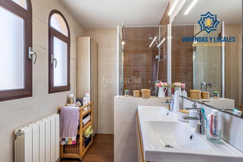 Foto da89f287-5850-41eb-b687-5102c3c36c8f. Casa adosada preciosa casa en la zubia en La Zubia Ciudad Zubia (La)