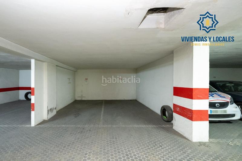 Foto cea4f1af-5b8c-4d6e-bffd-24dfe1ad5c3a. Posto auto in Camino de Ronda Granada