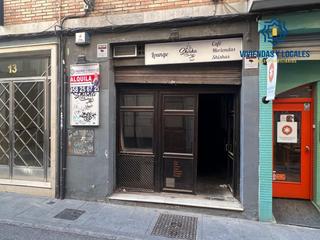 Location Local commercial à Centro - Sagrario. Local disponible con licencia de hostelería junto a puentezuelas