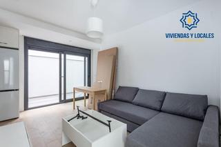 Etagenwohnung in Campus de la Salud. Dos pisos en uno en el pts
