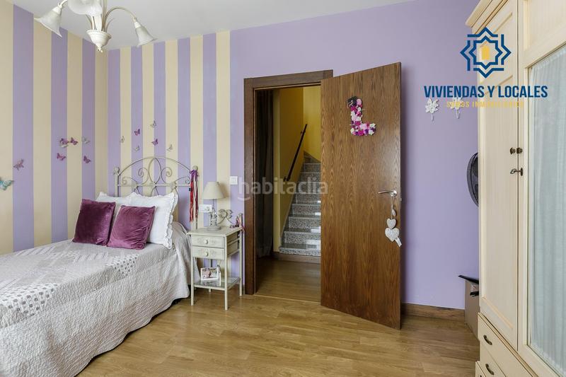 Foto 37e1c8f4-1e3c-40e6-a6f1-6eea83bcbb96. Casa adosada tu hogar ideal te está esperando! en Santa Fe