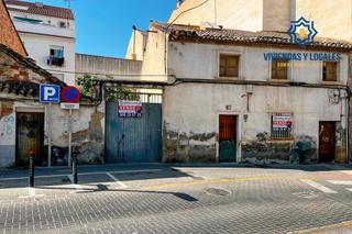 Terreny residencial a Calle del generalife 25. Atención promotores. casa para derribar y hacer bloque de hasta