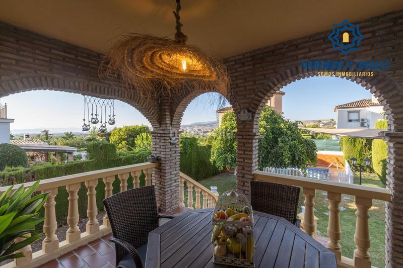Foto d1a261e3-9870-4e59-ba4c-89f1eb6b0f35. Chalet  en venta en la zubia con licencia turística en Zubia (La)