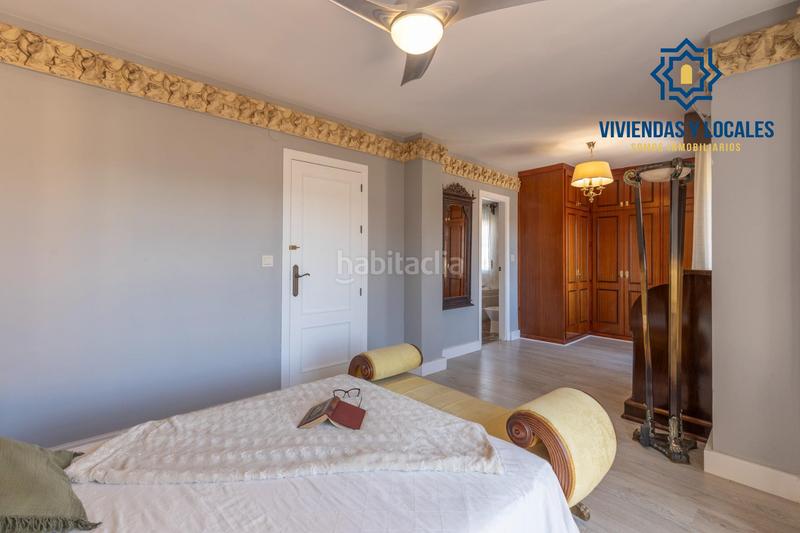 Foto e36cb54f-f38b-4e83-bb19-d5f5699bb604. Chalet  en venta en la zubia con licencia turística en Zubia (La)