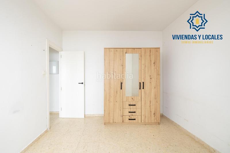 Foto 2c03eee2-9121-41bc-bef6-e8524160aa0e. Apartamento  de 2 dormitorios junto a triunfo en Granada