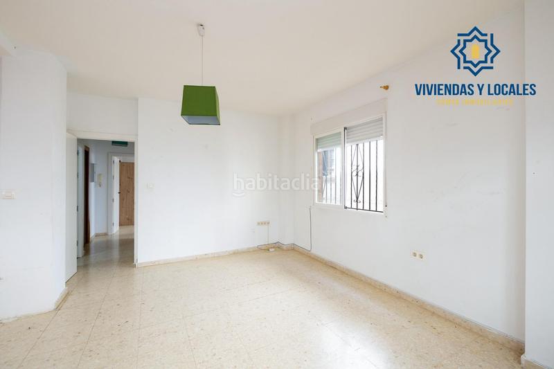 Foto 5bacffe9-262d-4382-a095-d270b838ff2d. Apartamento  de 2 dormitorios junto a triunfo en Granada