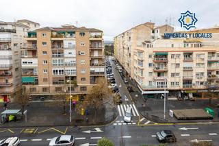 Pis  Camino de ronda. Camino de ronda. piso en planta alta con 5 dormitorios, garaje y