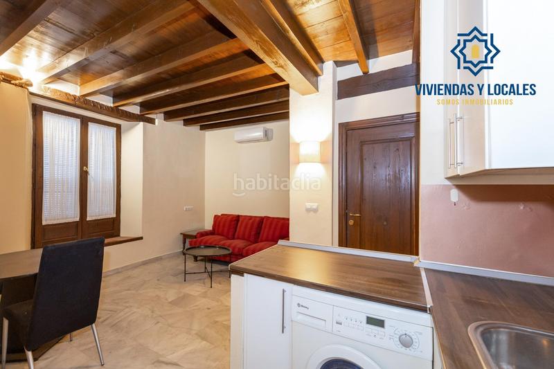 Foto df9ae7a9-fe29-4f3e-8737-aec8b0af2c77. Apartamento barrio del realejo. precioso apartamento de un dormitorio y un baño junto al campo del príncipe. en Granada