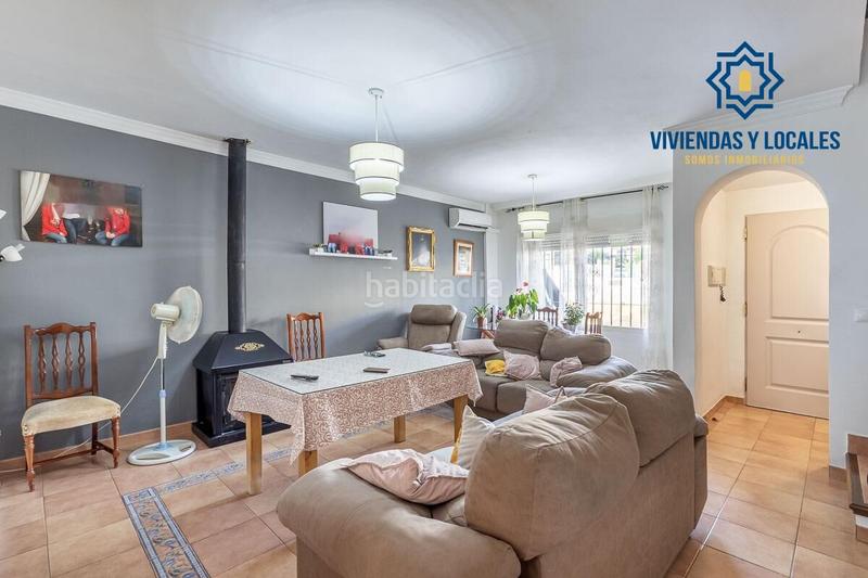 Foto 1637e5b1-59d0-45db-b3be-4b65f10ca47e. Casa adosada bonita vivienda unifamiliar zona bellavista en Cájar