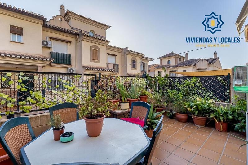 Foto 2ad0f521-8c03-4811-a8ad-51cad048e6ff. Casa adosada bonita vivienda unifamiliar zona bellavista en Cájar