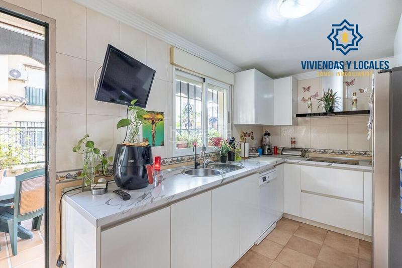 Foto b9ee145f-ab74-49bd-a94e-13569008fd69. Casa adosada bonita vivienda unifamiliar zona bellavista en Cájar